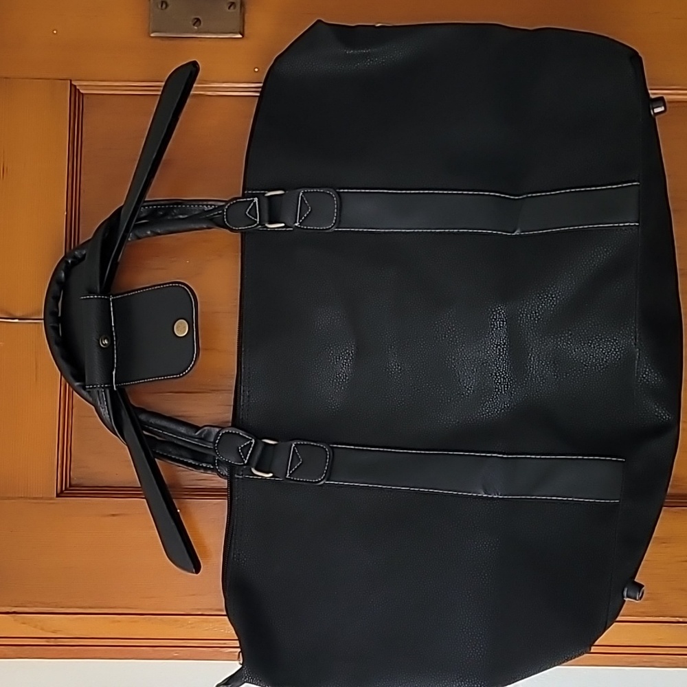 Matching Travel Bag and Toiletries Bag